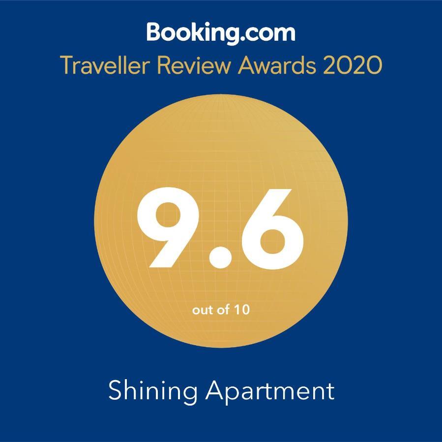 Shining Appartement Belgrado Buitenkant foto
